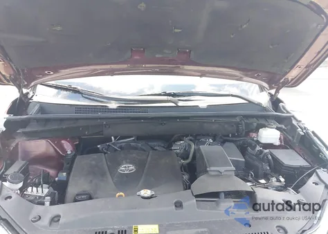 2019 Toyota Highlander Le Plus from USA, damaged, VIN 5TDZZRFH5KS354031